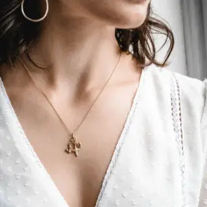 Kreuz aus der Shine on Collection in 14kt Gelbgold – Bild 3