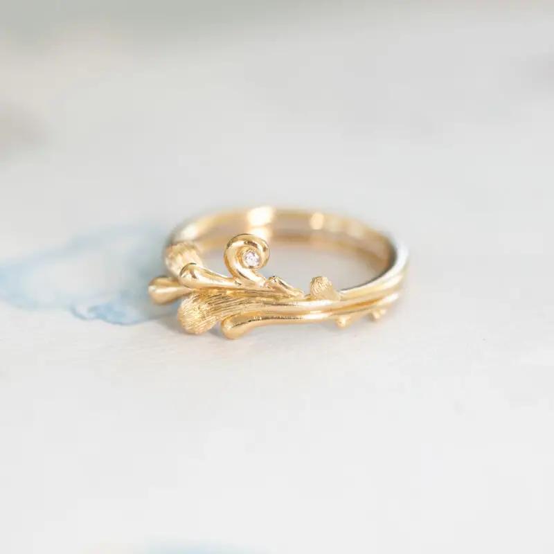 Ring aus 18kt Gelbgold mit Diamant – Bild 2