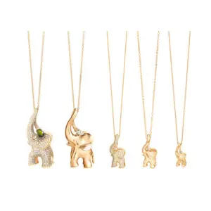 Elephant mit Rüsselschließe aus der Sweet Drops Collection Gelbgold 18kt mit 1 Diamant – Bild 3