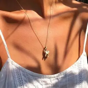 Elephant mit Rüsselschließe aus der Sweet Drops Collection Gelbgold 18kt mit 1 Diamant – Bild 2